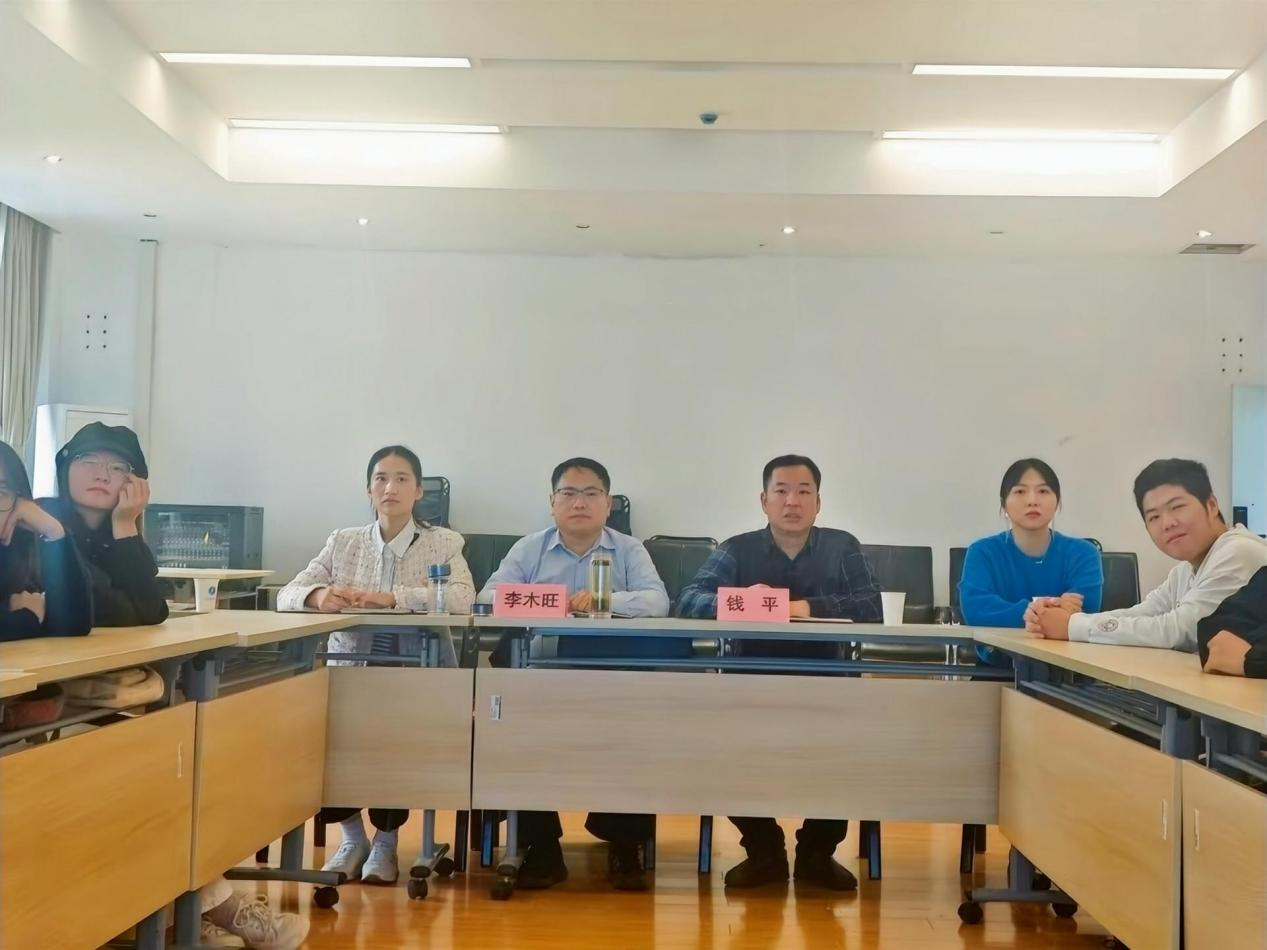 1731891592321403.png 图片1.png